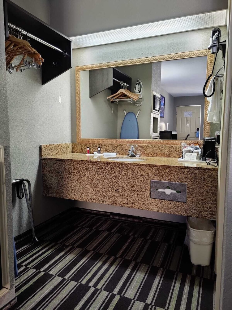 days inn by wyndham southaven ms