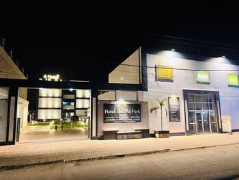 hotel buddha park near sarnath