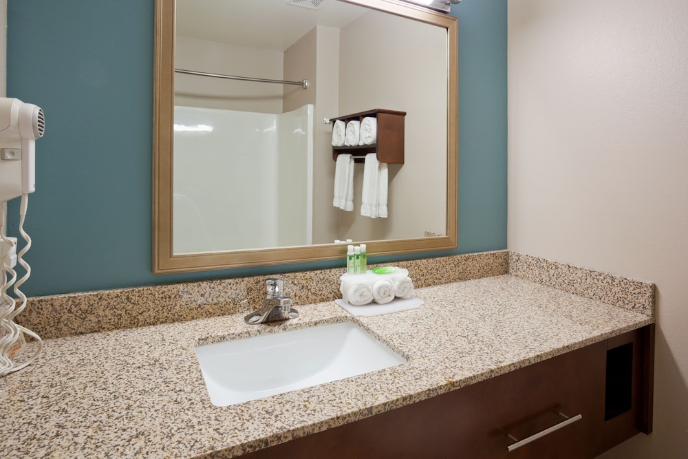 holiday inn express hotel and suites st cloud by ihg
