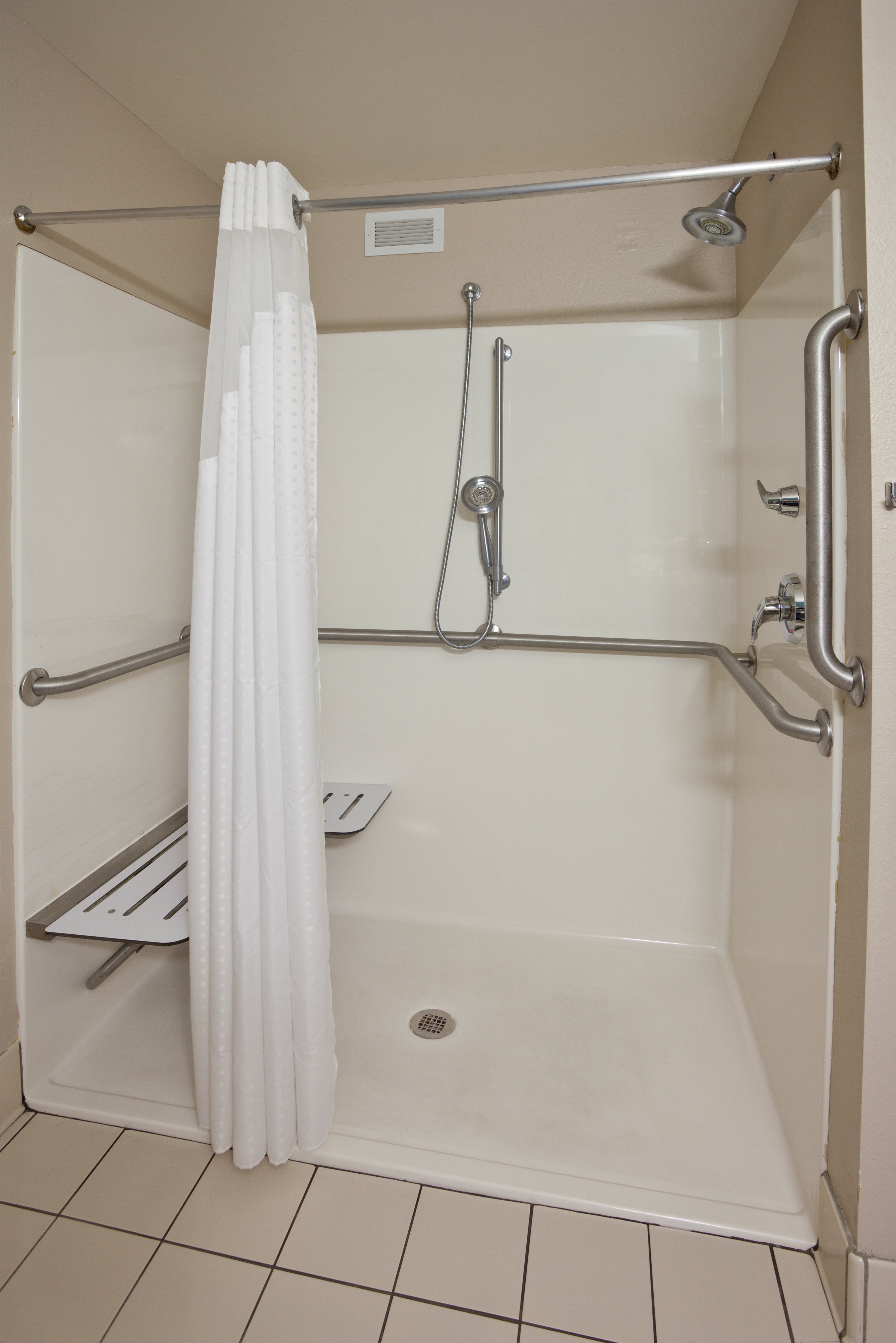 holiday inn express hotel and suites st cloud by ihg