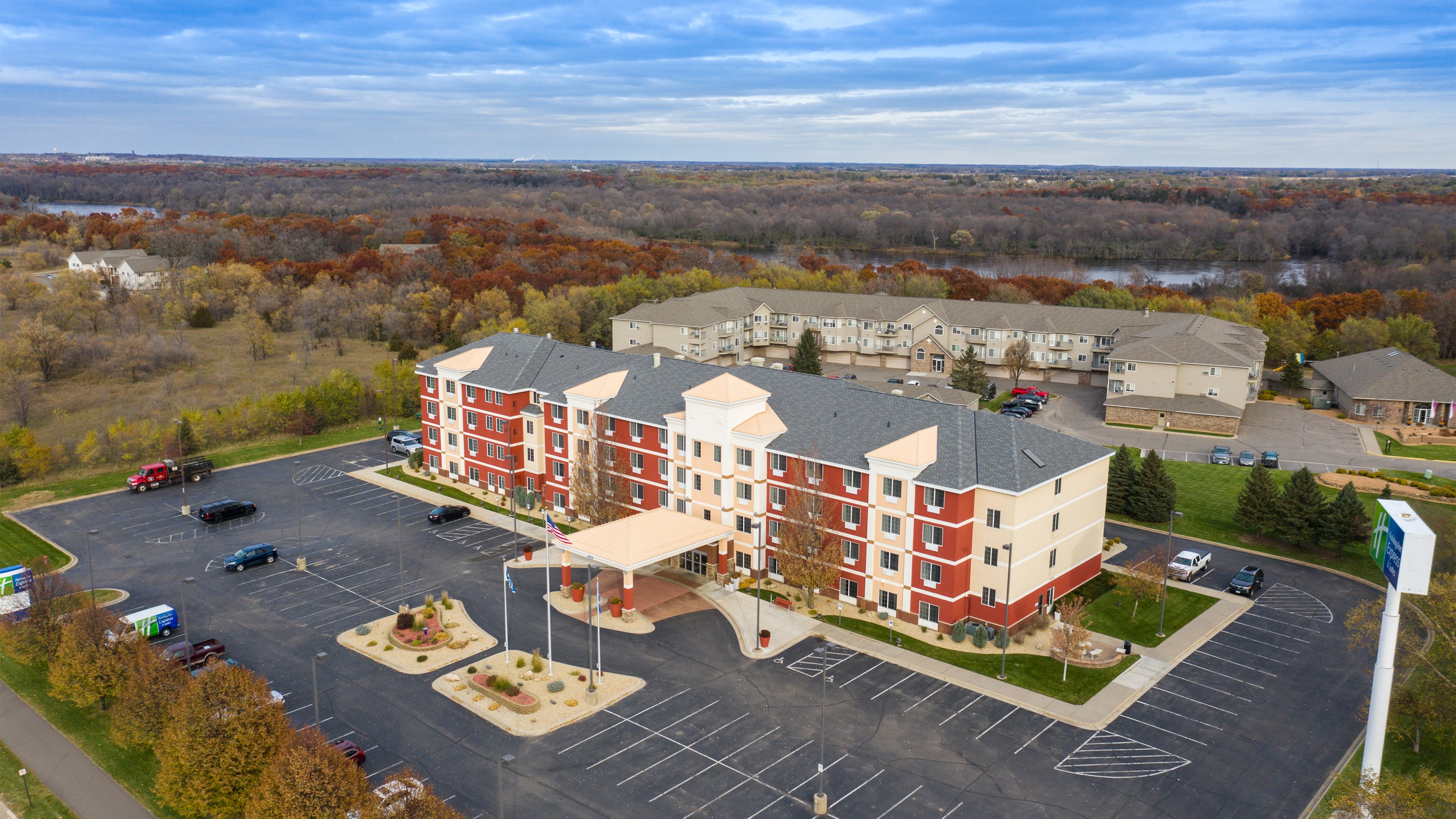 holiday inn express hotel and suites st cloud by ihg