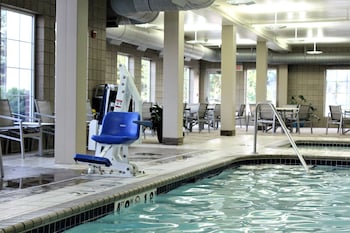 Holiday Inn Express Hotel & Suites St. Cloud By Ihg,St Cloud>>Minnesota,3 star