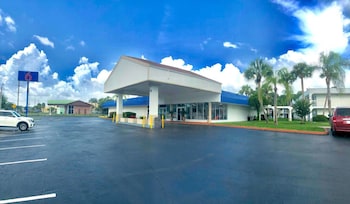 motel 6 starke fl
