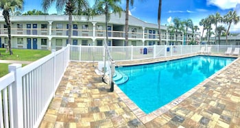 motel 6 starke fl