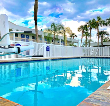 motel 6 starke fl