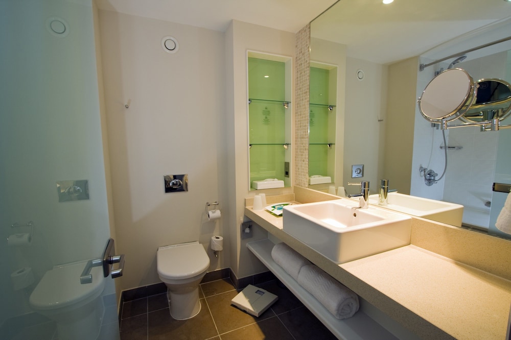 holiday inn stevenage by ihg