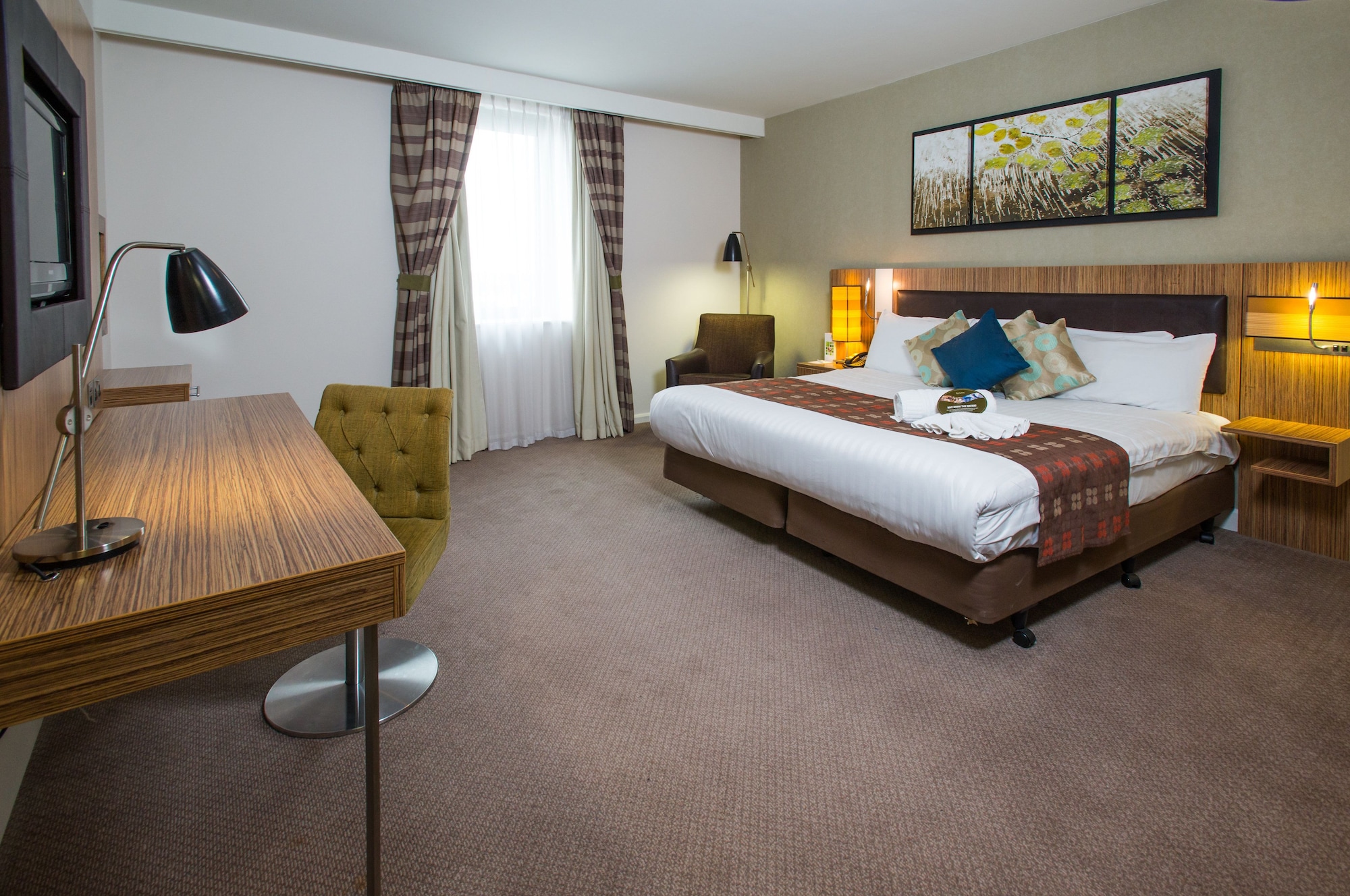 holiday inn stevenage by ihg