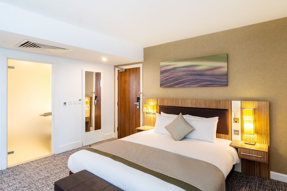 holiday inn stevenage by ihg