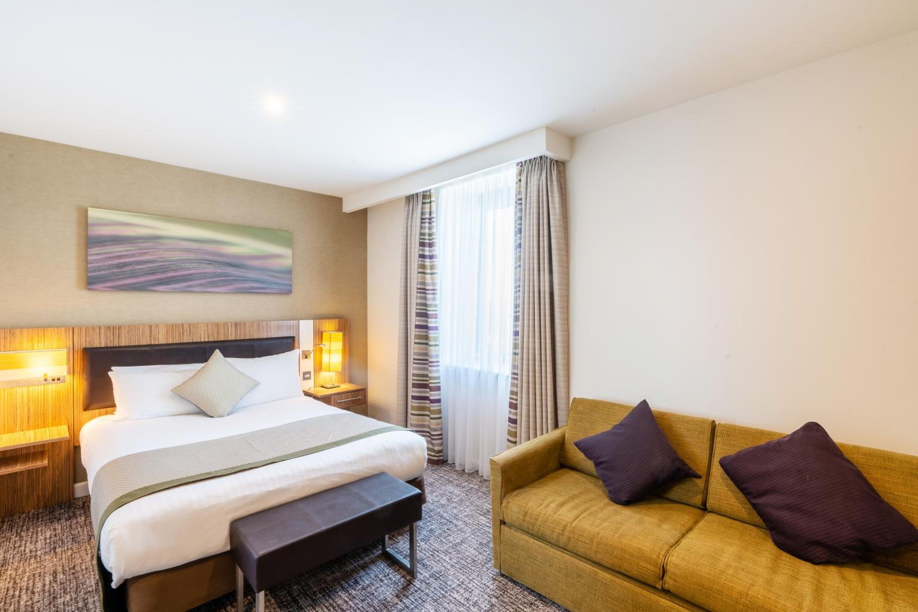 holiday inn stevenage by ihg