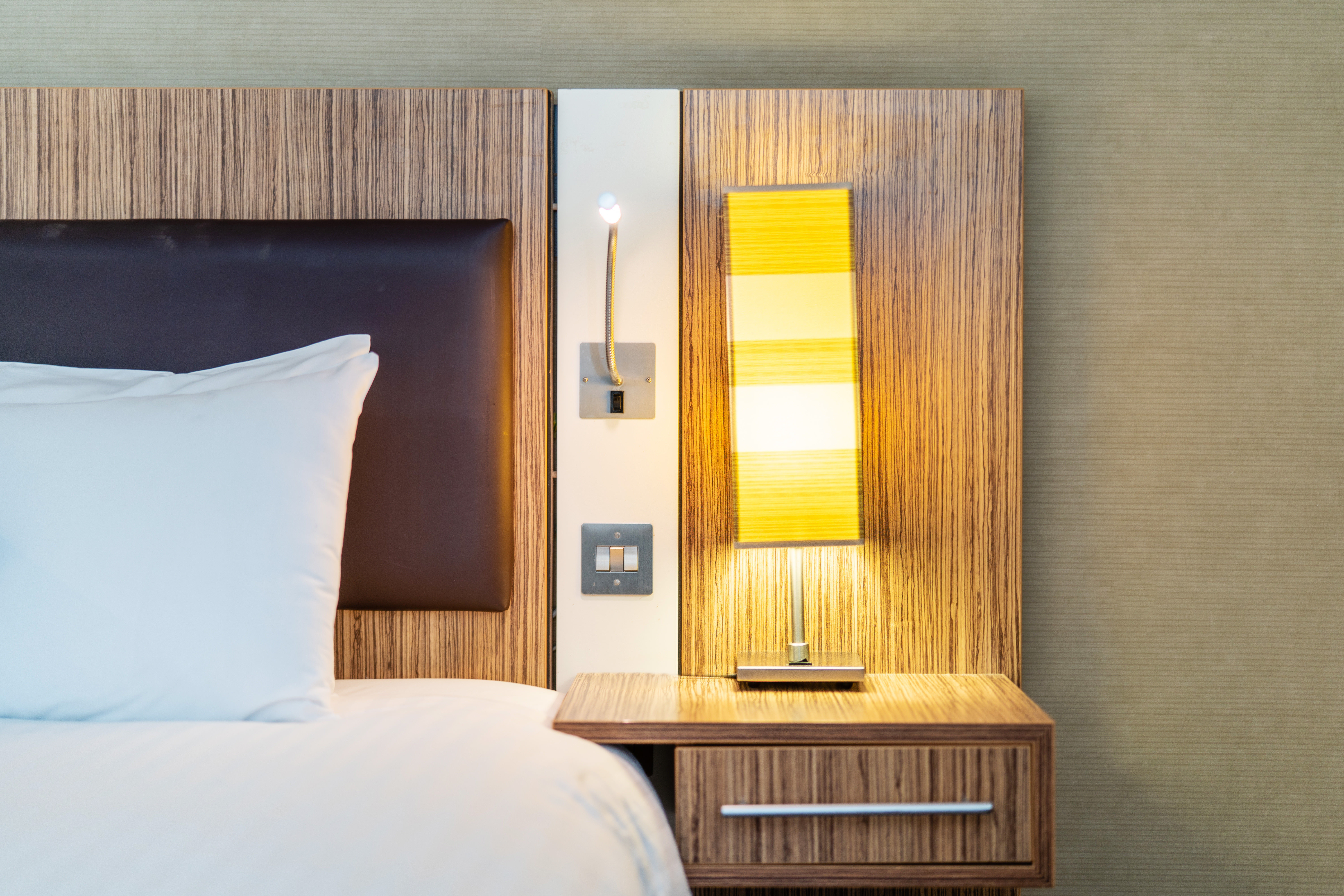 holiday inn stevenage by ihg