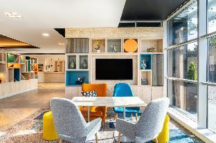 holiday inn stevenage by ihg