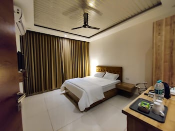 Hotel Hibiscus Tree,,3 star