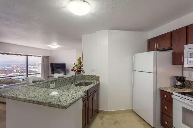 aston at the executive centre hotel