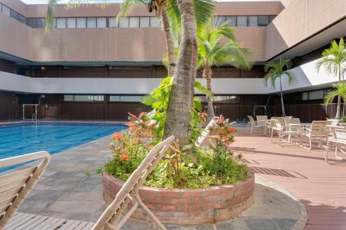 aston at the executive centre hotel