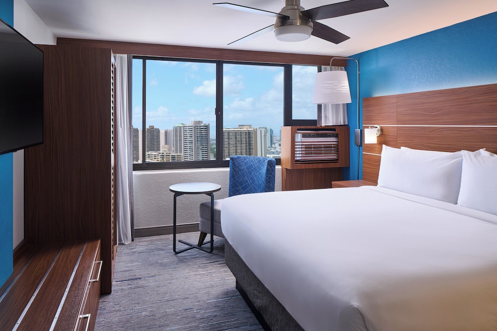 holiday inn express waikiki by ihg