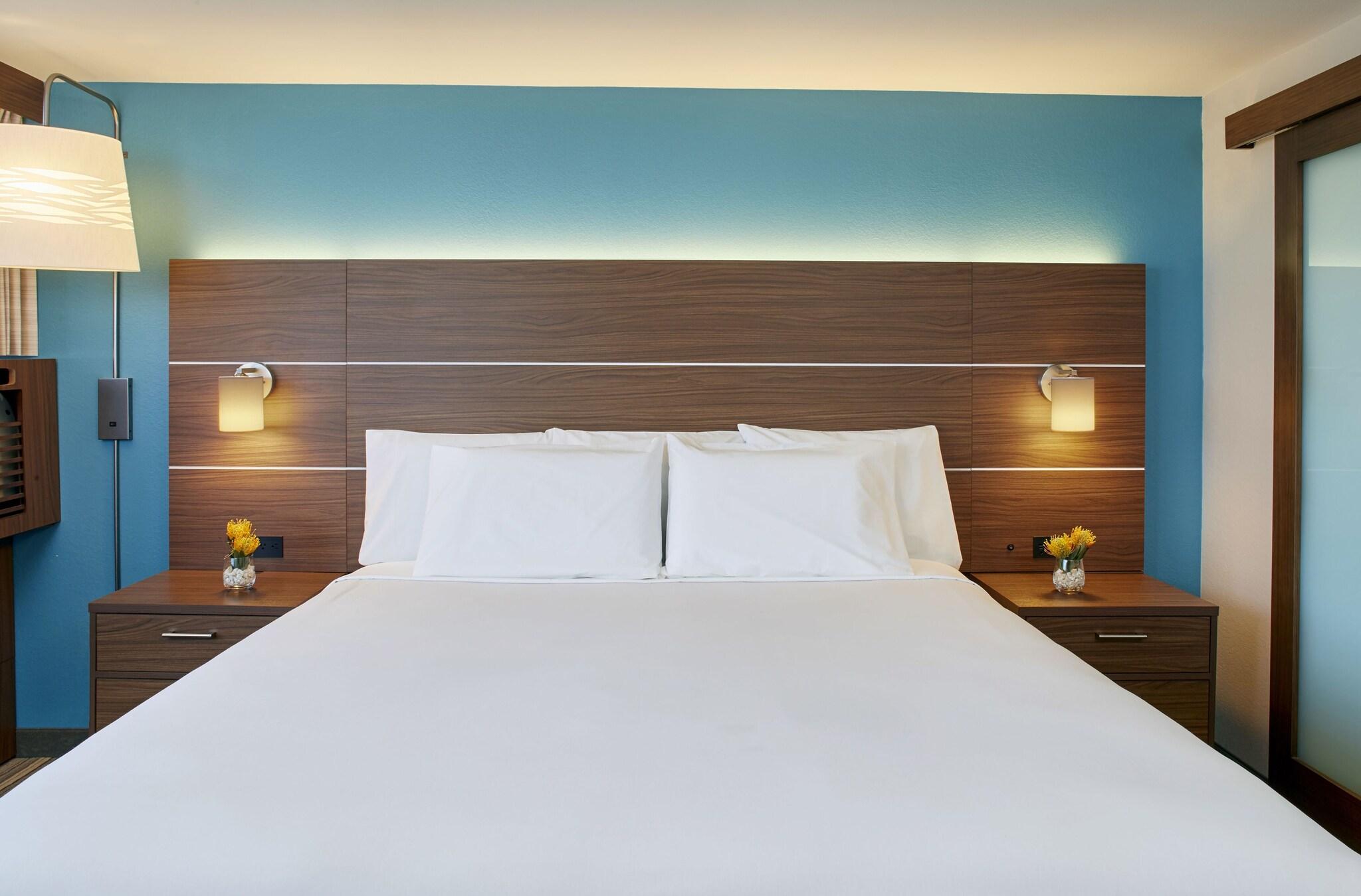 holiday inn express waikiki by ihg