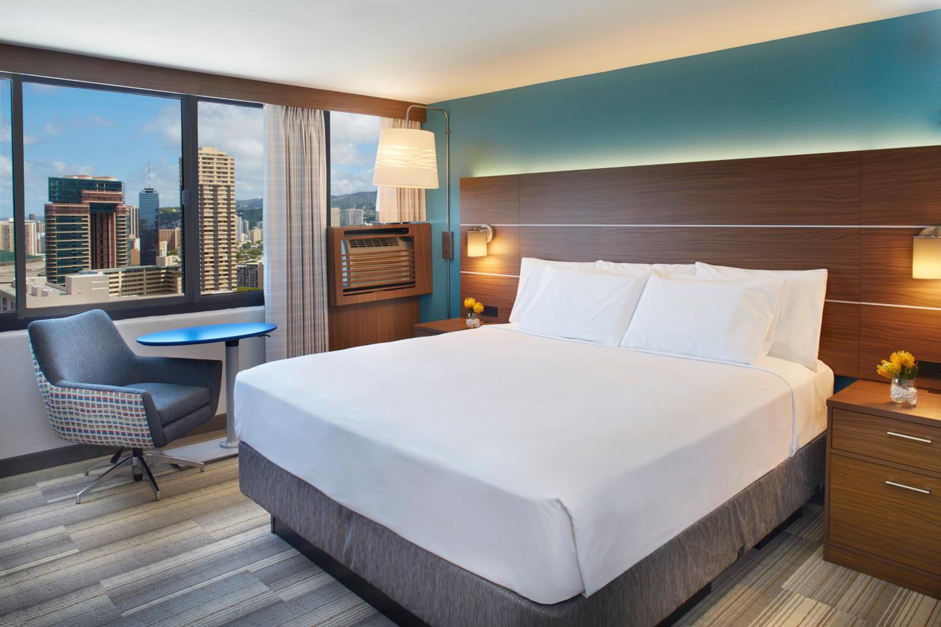 holiday inn express waikiki by ihg