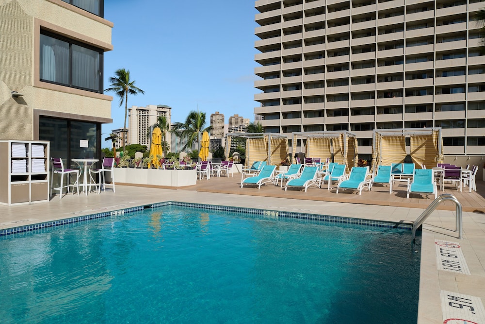 holiday inn express waikiki by ihg