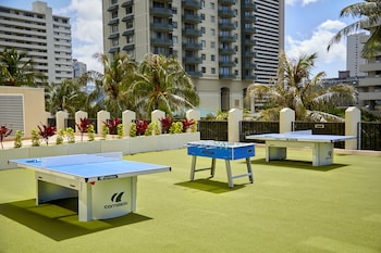 holiday inn express waikiki by ihg