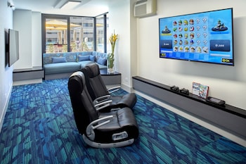 holiday inn express waikiki by ihg