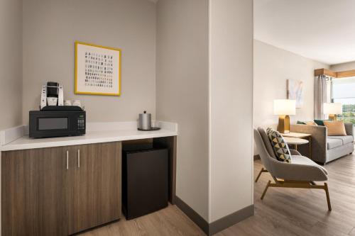 holiday inn birmingham hoover by ihg