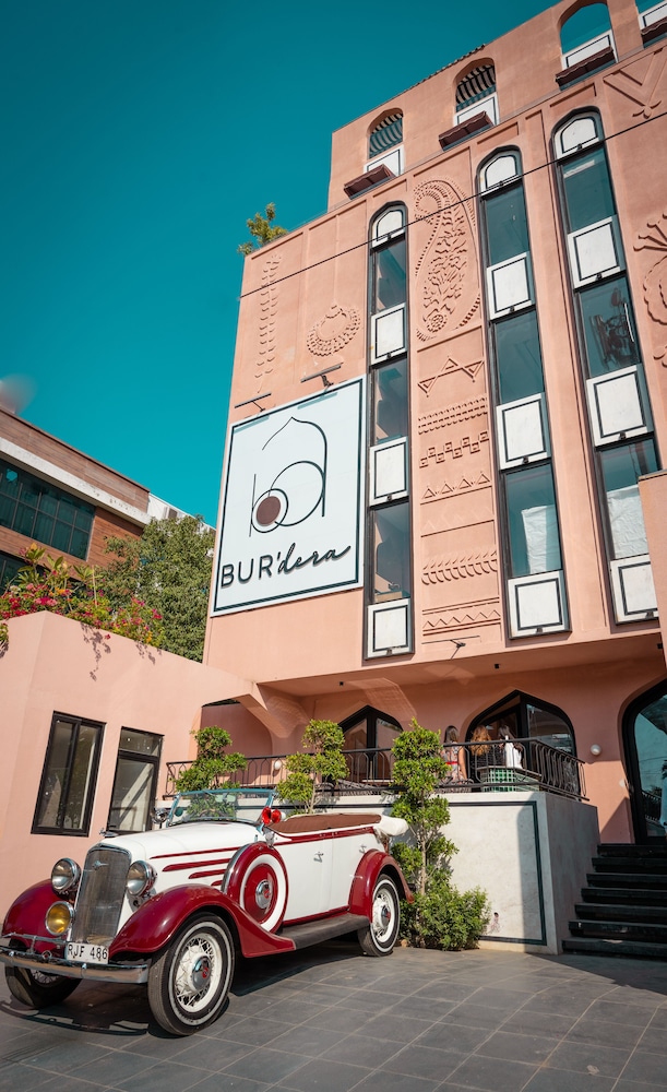 burdera a boutique luxury hotel