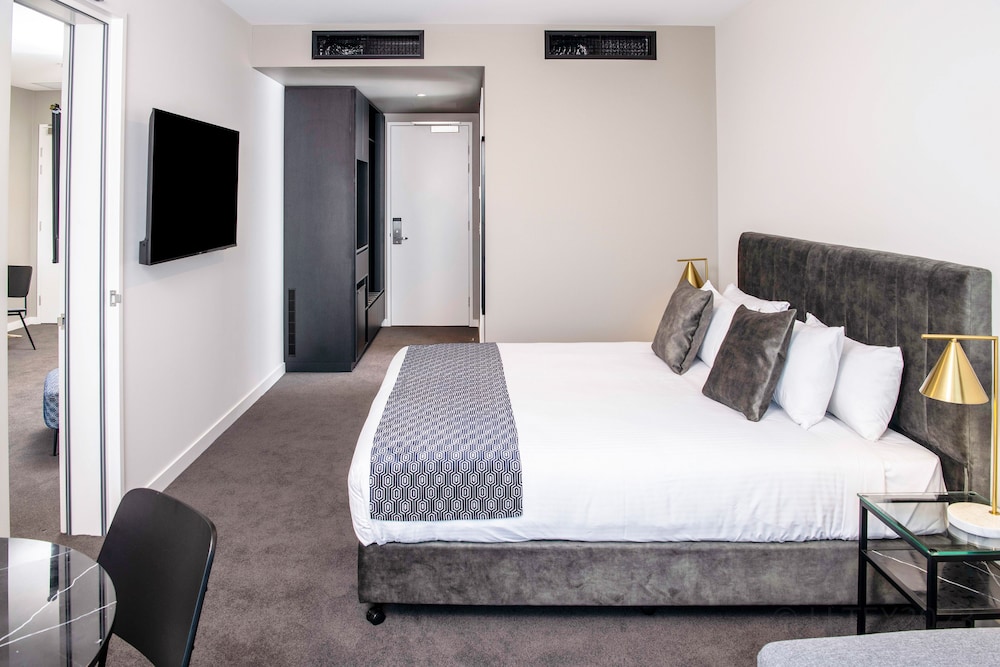 mantra tonsley adelaide