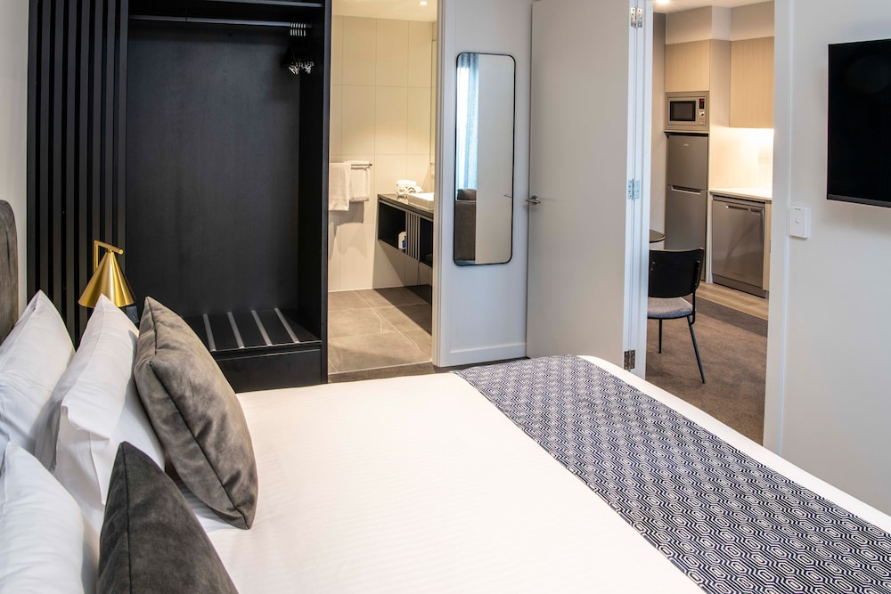 mantra tonsley adelaide