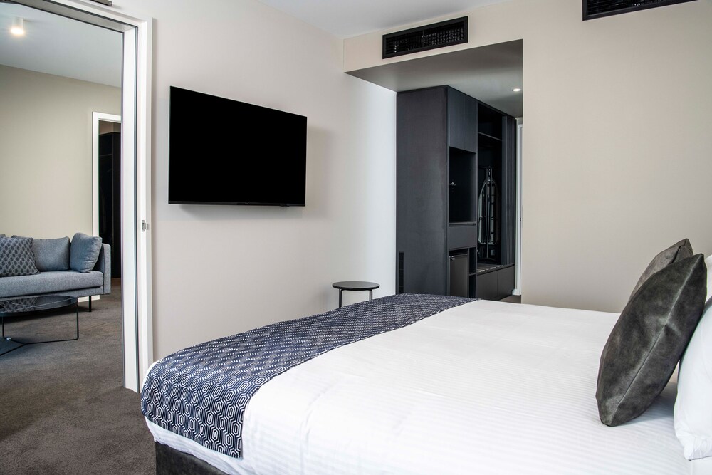 mantra tonsley adelaide