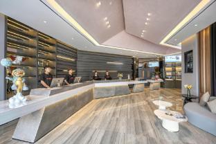 atour hotel taixing municipal government gulou new world