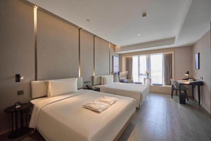 atour hotel taixing municipal government gulou new world