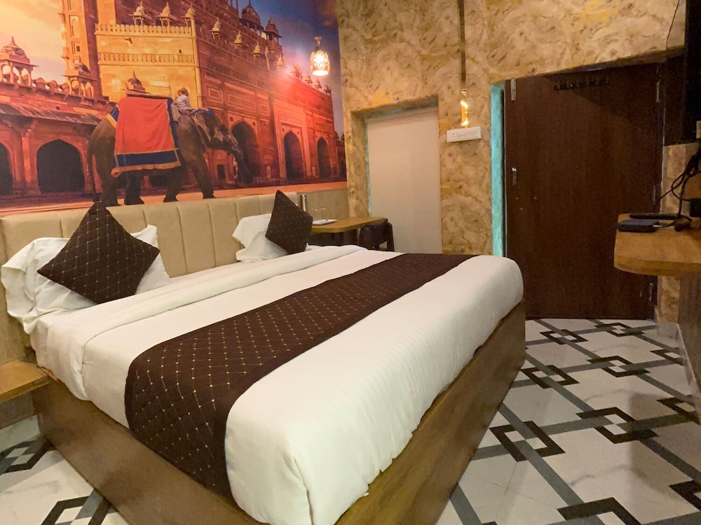 the hotel ambassador inn