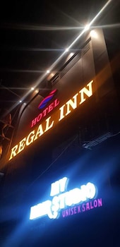 Hotel Regal Inn,,3 star