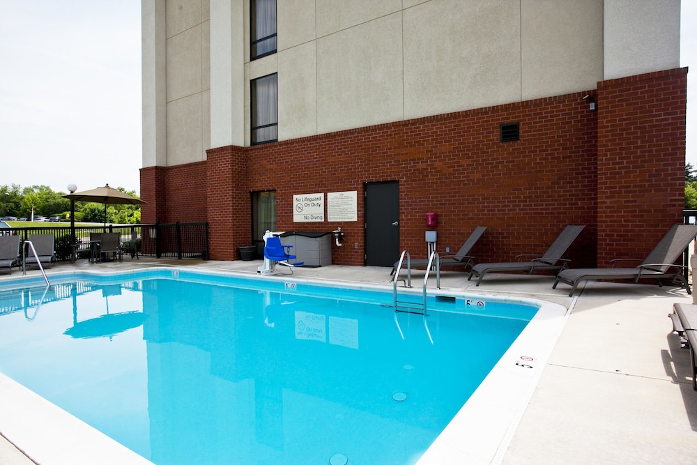 hampton inn martinsburg south inwood