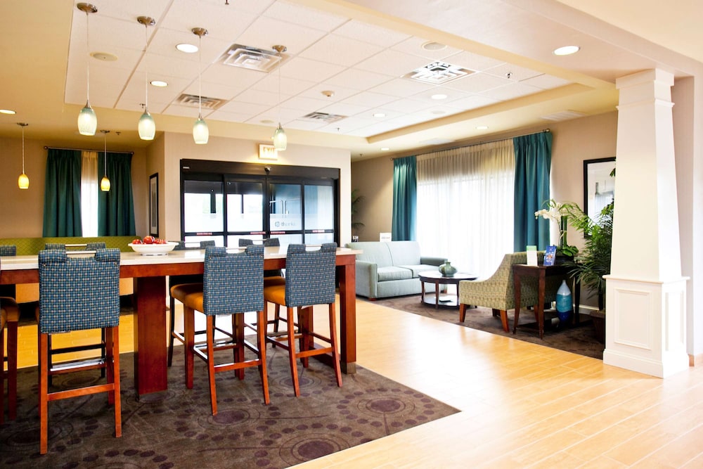 hampton inn martinsburg south inwood