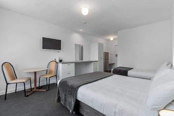 econo lodge east adelaide