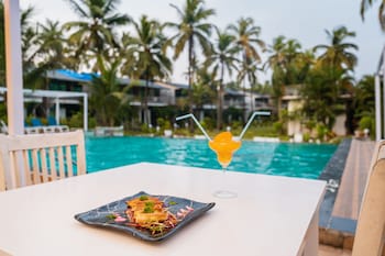 foxoso la beach resort