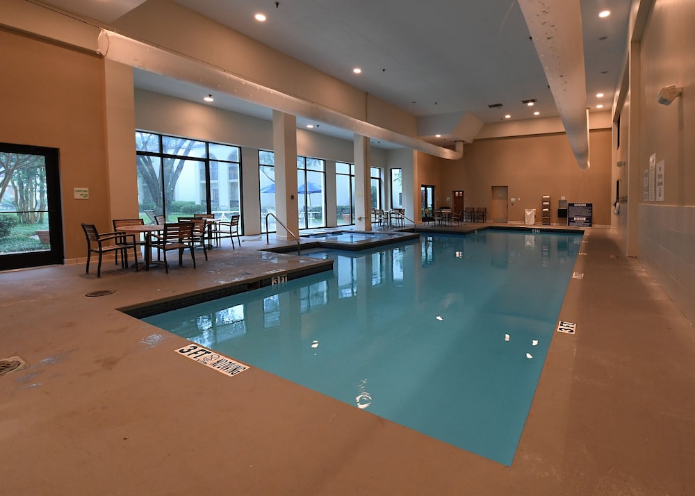 holiday inn irving las colinas by ihg