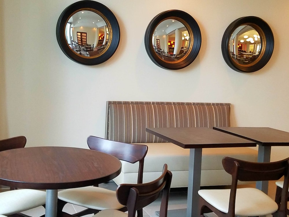 holiday inn irving las colinas by ihg