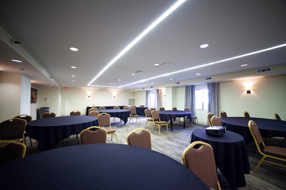 holiday inn irving las colinas by ihg
