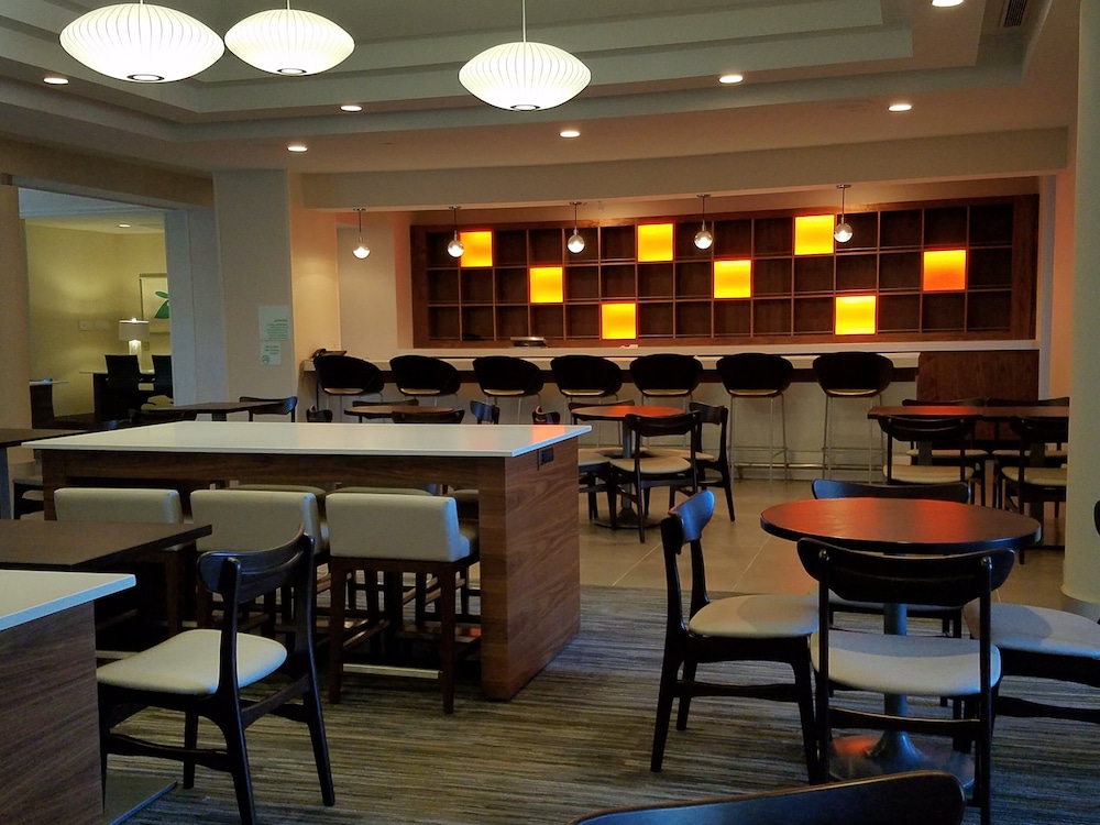 holiday inn irving las colinas by ihg