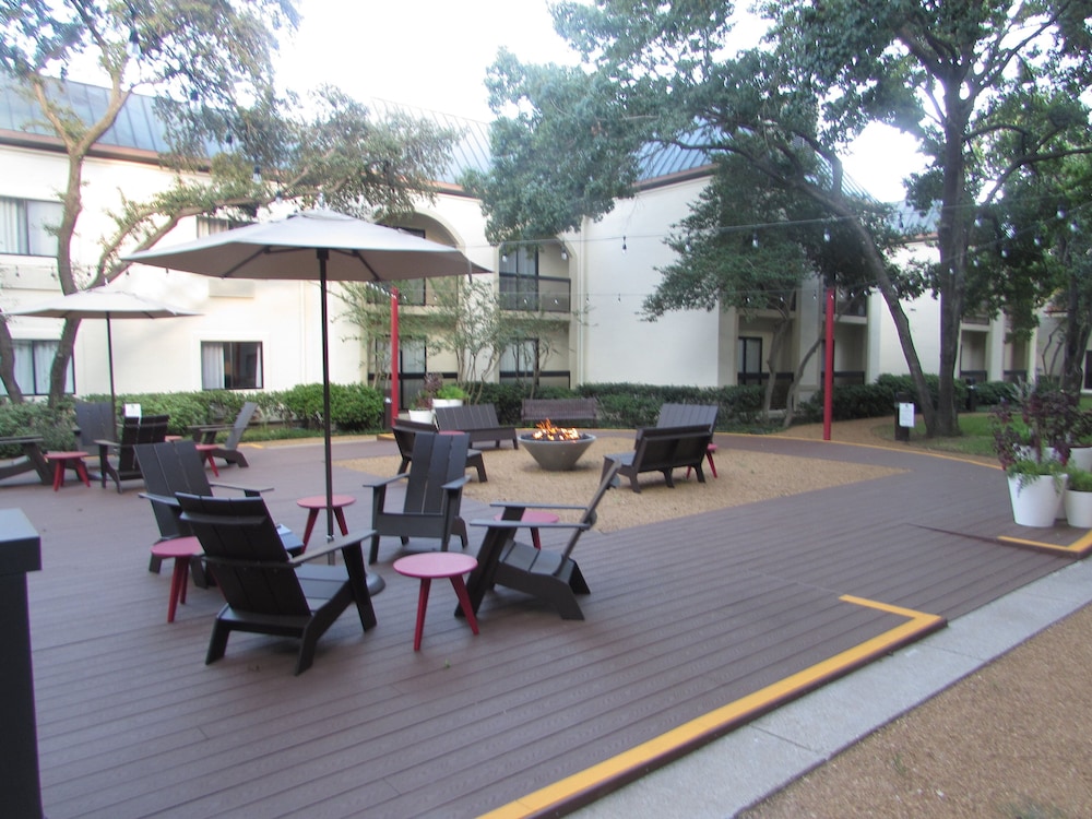 holiday inn irving las colinas by ihg