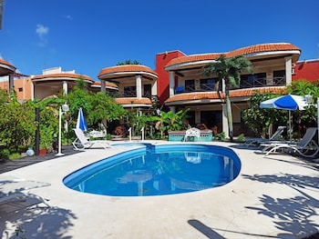 hotel cabanas maria del mar