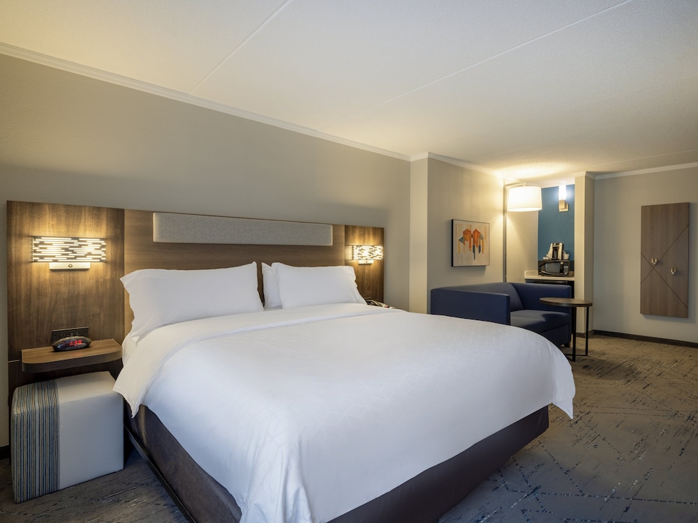 holiday inn express and suites greensboro i 40 wendover by ihg