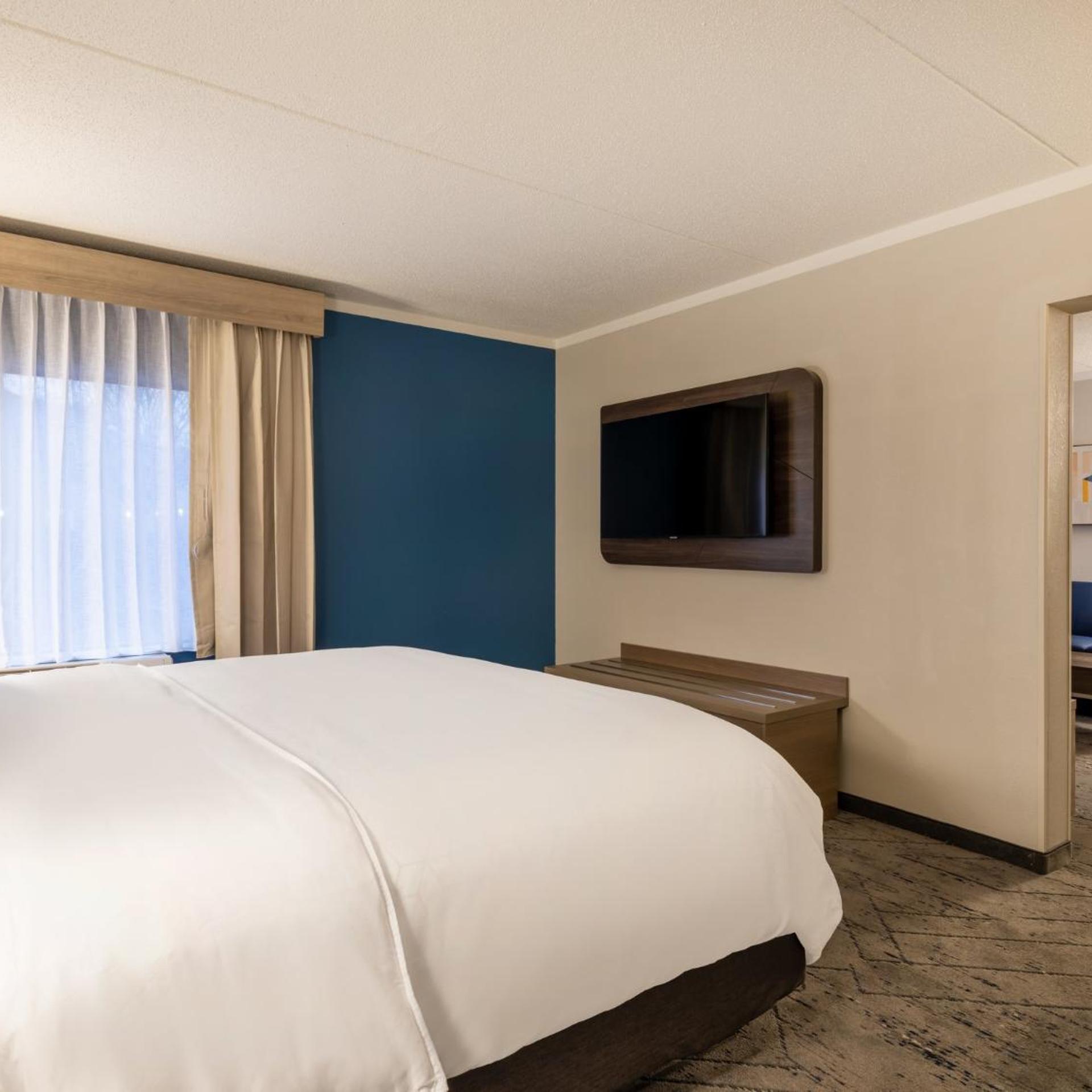 holiday inn express and suites greensboro i 40 wendover by ihg