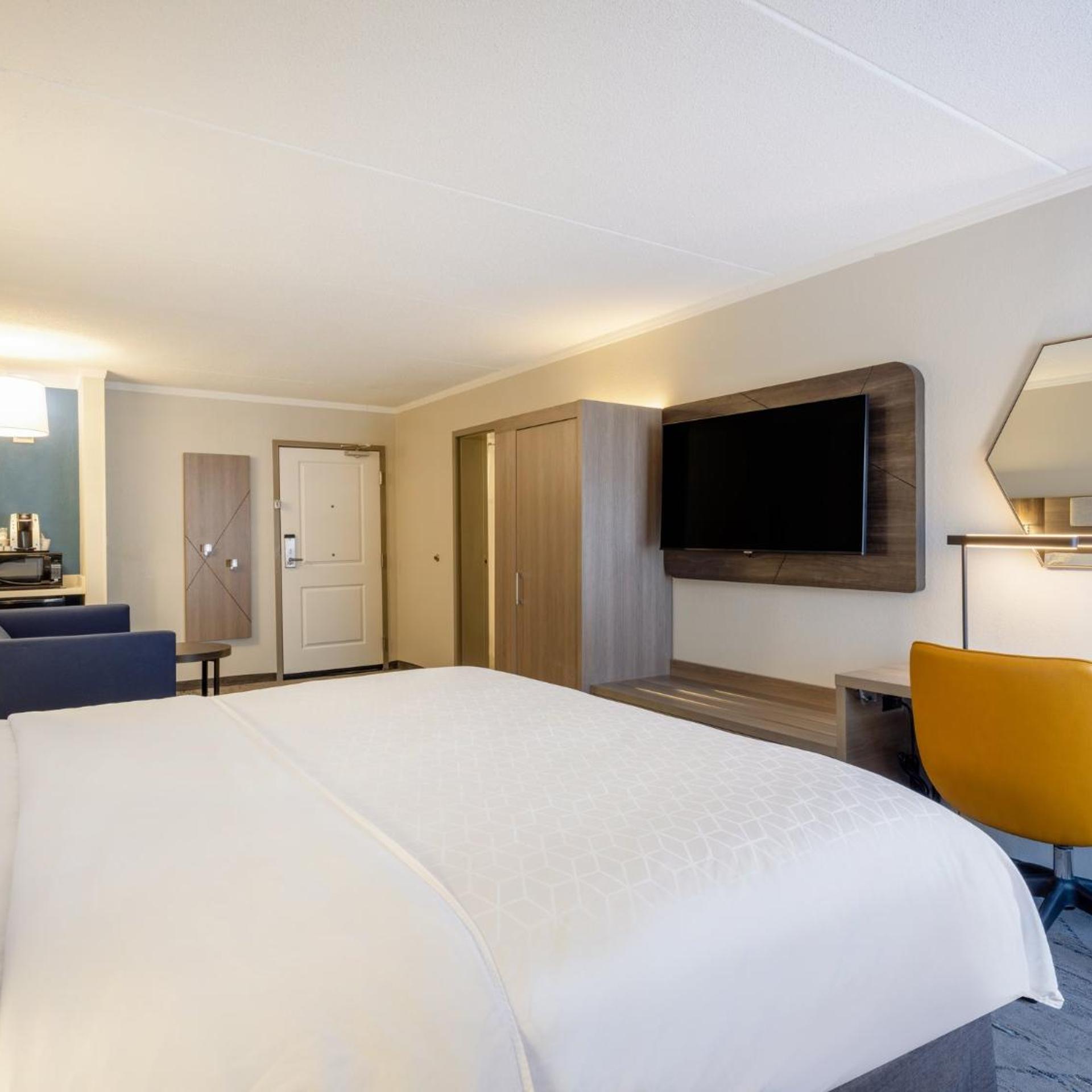 holiday inn express and suites greensboro i 40 wendover by ihg