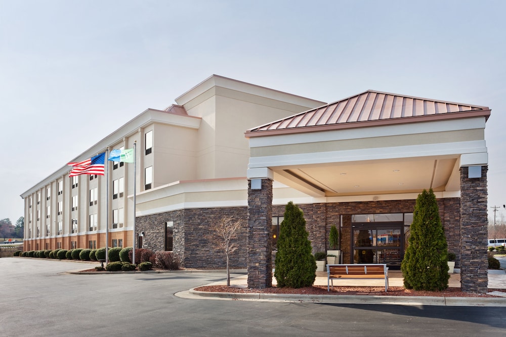 holiday inn express and suites greensboro i 40 wendover by ihg
