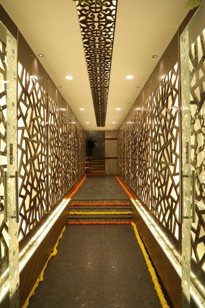 hotel ur comforts jayanagar