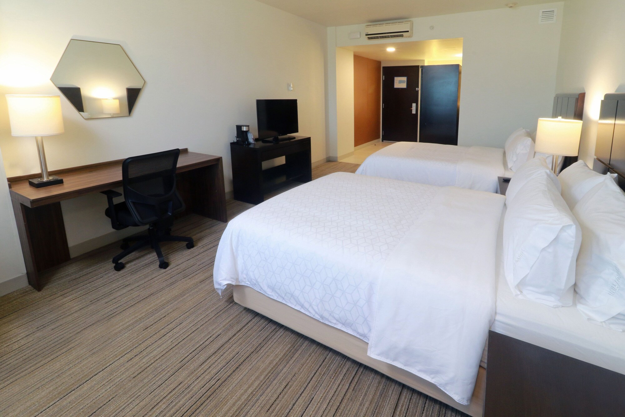 holiday inn express guadalajara iteso by ihg
