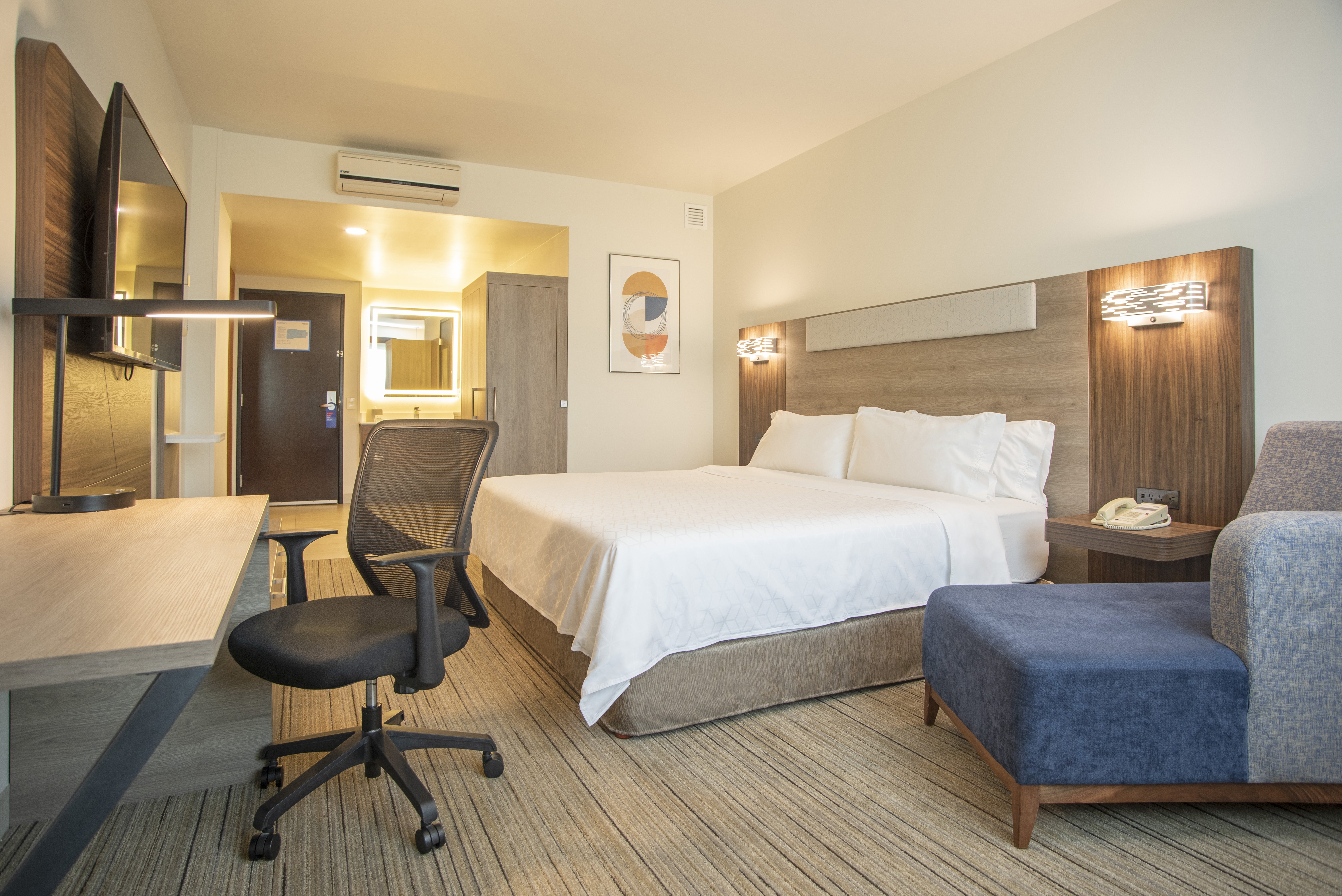 holiday inn express guadalajara iteso by ihg
